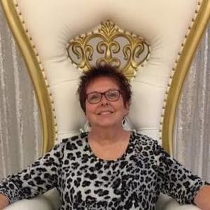 Meet your Posher, Marilyn